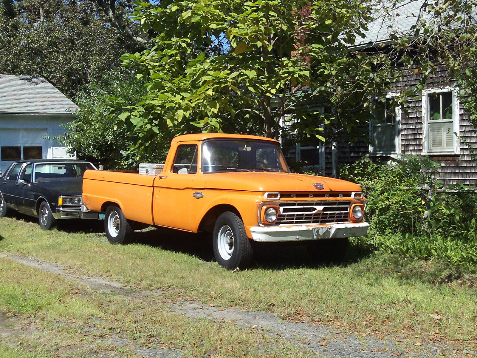 Ford F-250 1968 Photo - 1