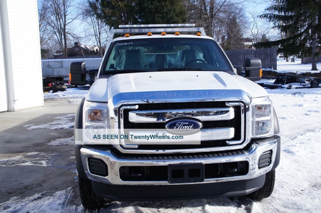 Ford F-550 2015 Photo - 1