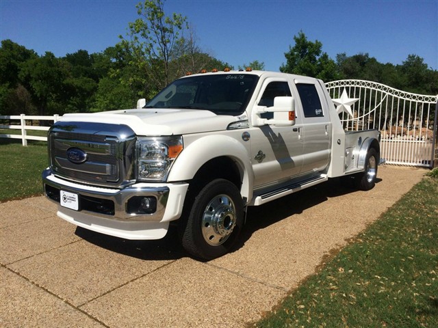 Ford F550 2015 Photo - 1
