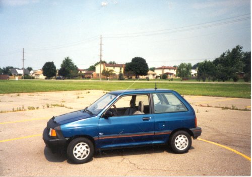 Ford Festiva 1992 Photo - 1