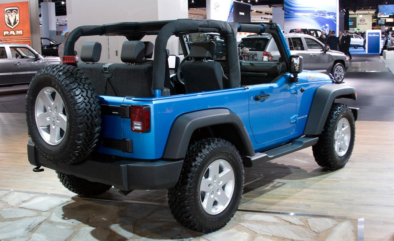Ford Jeep 2010 Photo - 1