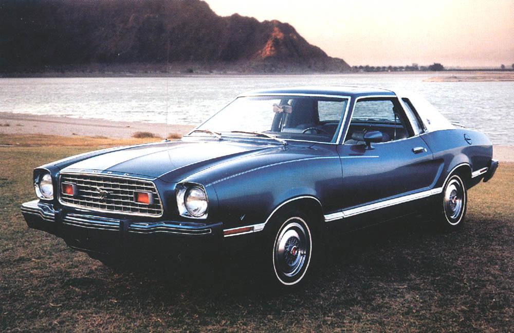 Ford Mustang 1975 Photo - 1