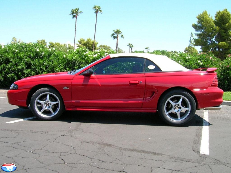 Ford Mustang 1995 Photo - 1