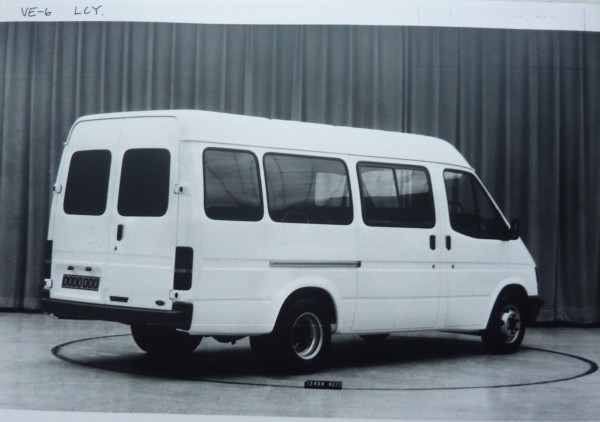 Ford Transit 1989 Photo - 1