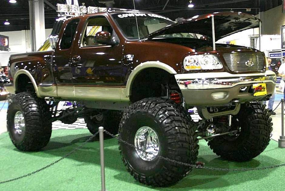 Ford Truck 2000 Photo - 1