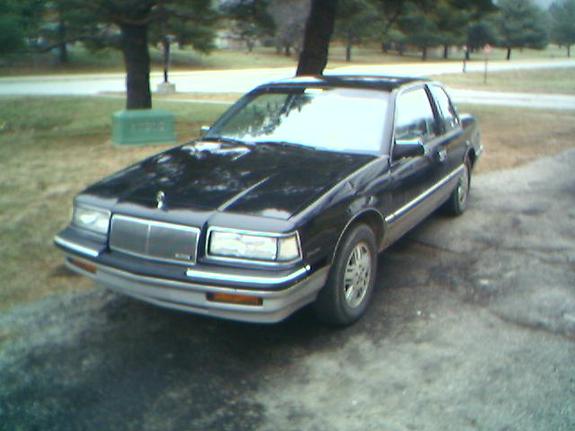 Buick Skylark 1991 Photo - 1