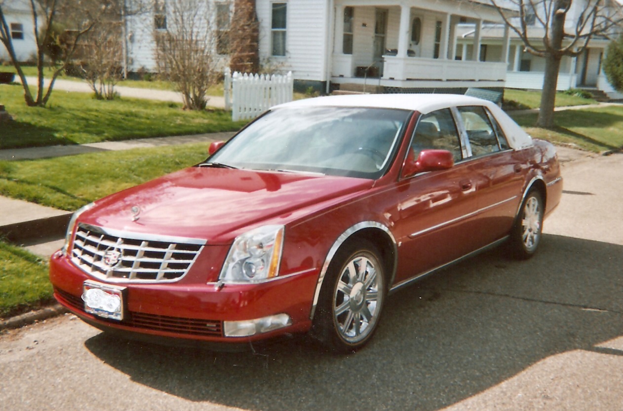 Cadillac DTS 2006 Photo - 1