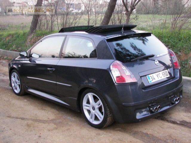 Fiat Stilo 2005 Photo - 1
