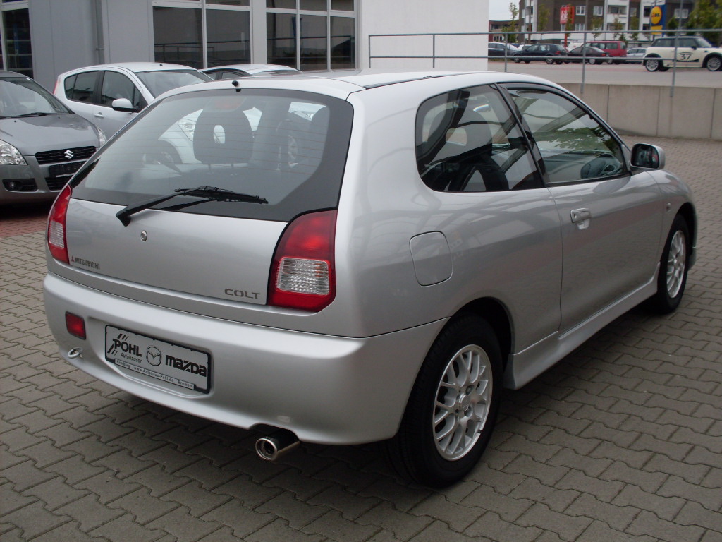 Mitsubishi Colt 2001 Review, Amazing Pictures and Images