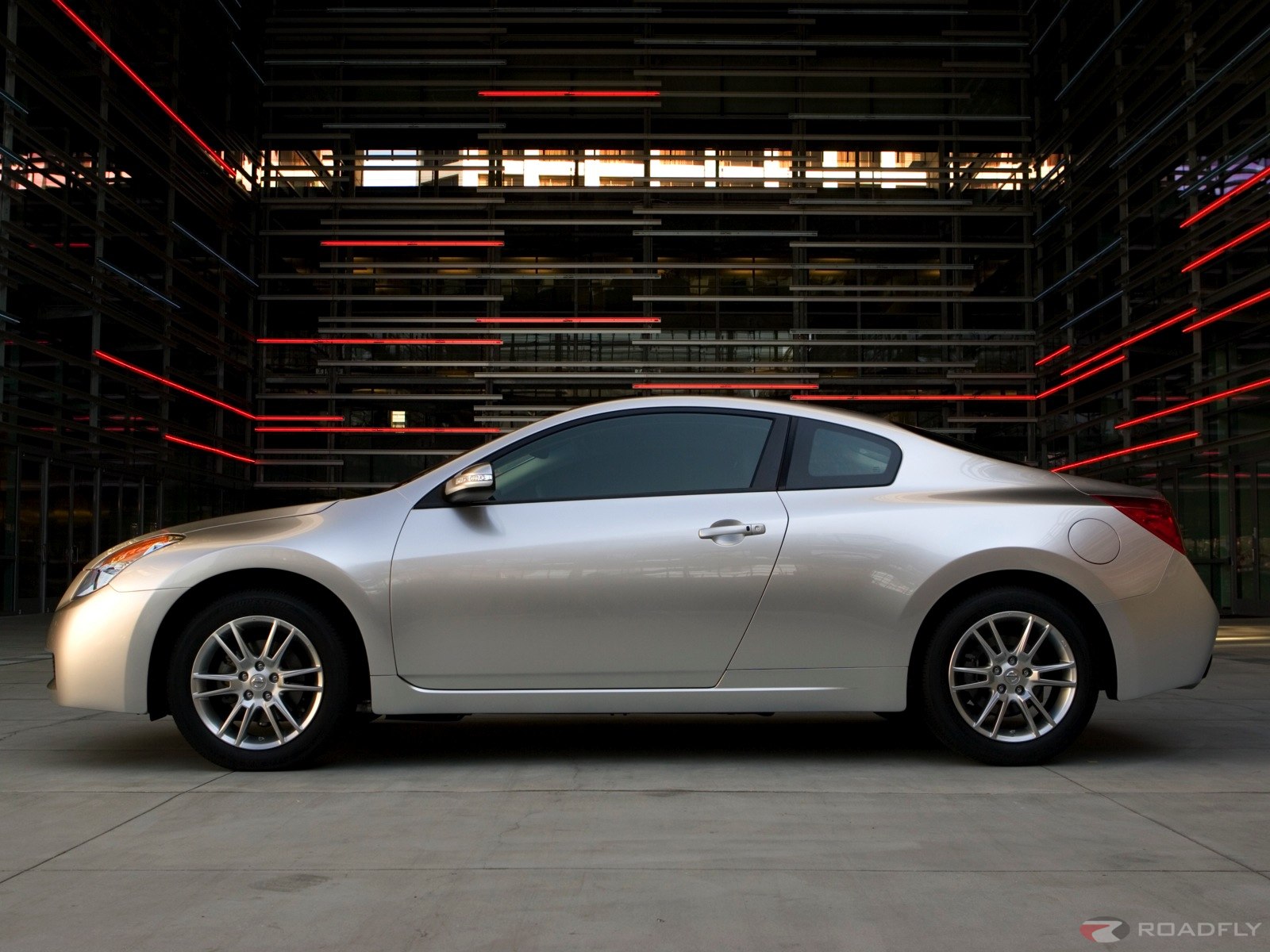 Nissan Coupe 2008 Photo - 1
