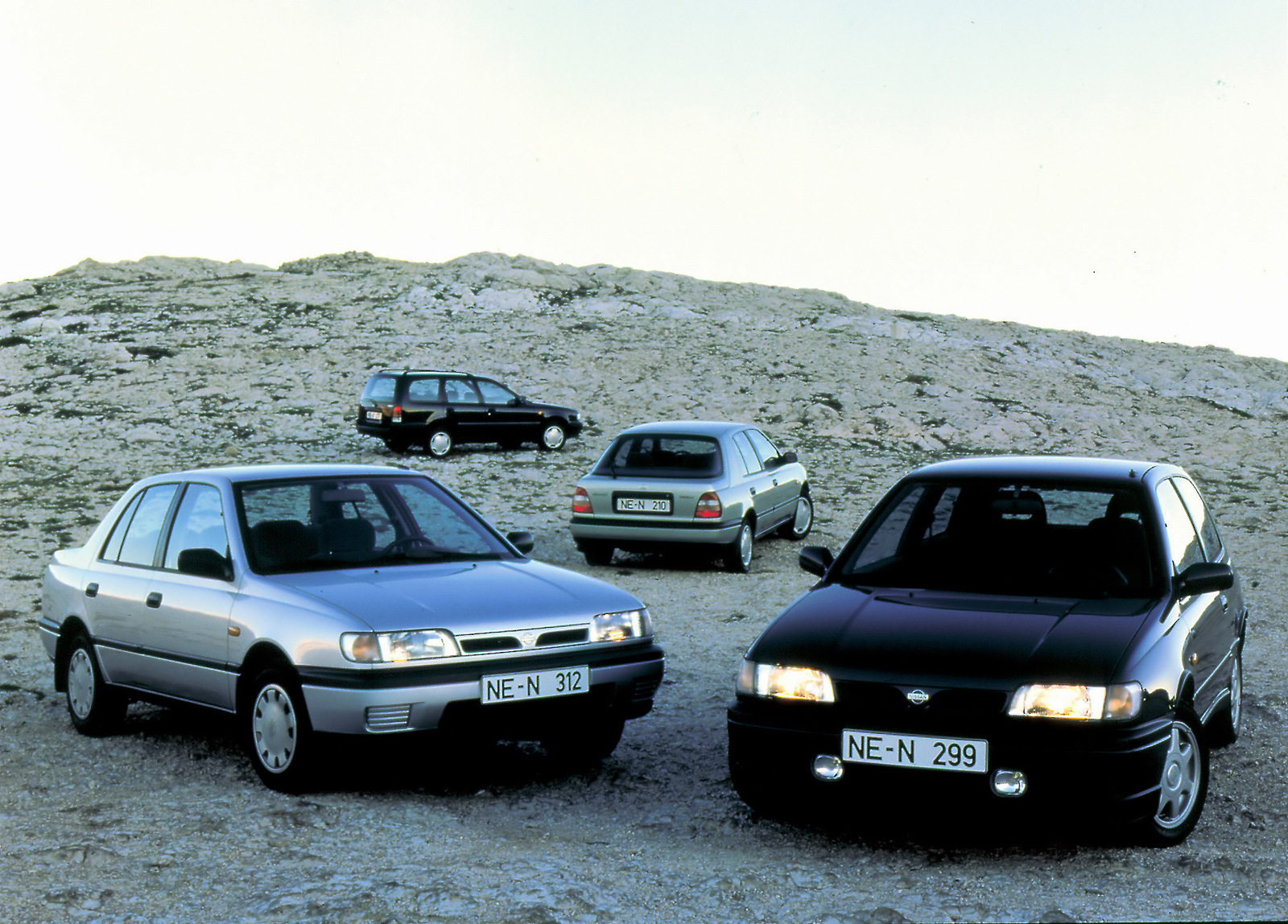 Nissan Sunny 1991 Photo - 1