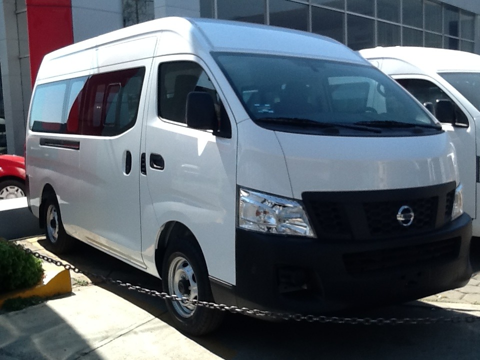 Nissan Urvan 2014 Photo - 1