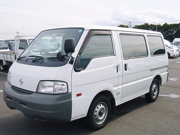 Nissan Vanette 2000 Photo - 1