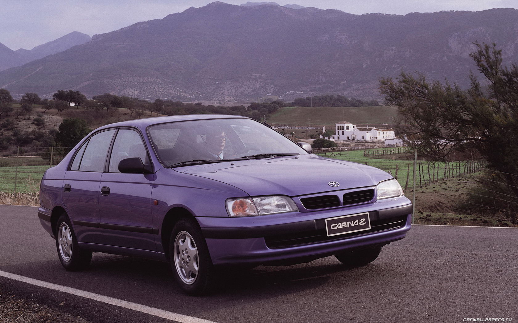 Toyota Carina 1996 Photo - 1