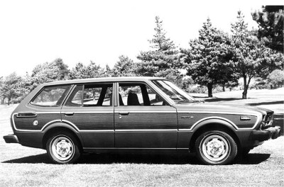 Toyota Corolla 1977 Photo - 1