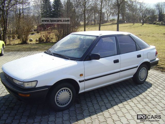 Toyota Corolla 1988 Photo - 1