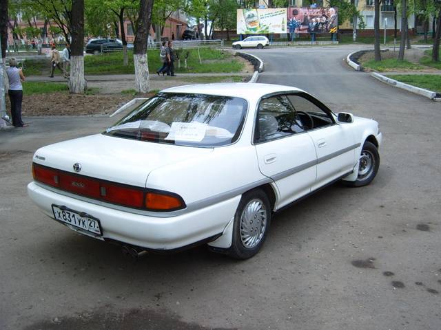Toyota Corona 1993 Photo - 1