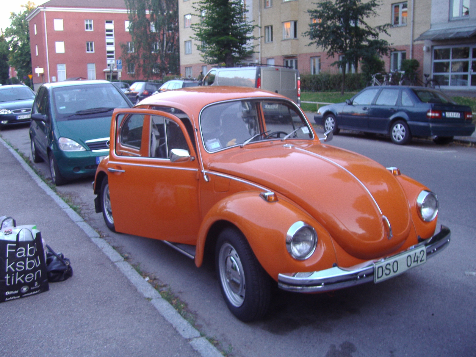 Volkswagen Beetle 1972 Photo - 1
