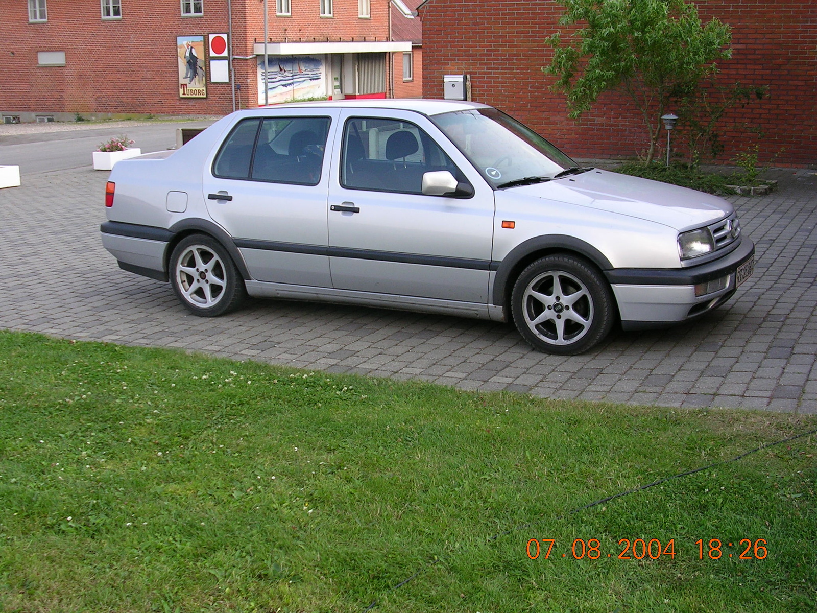 Volkswagen Vento 1993 Photo - 1