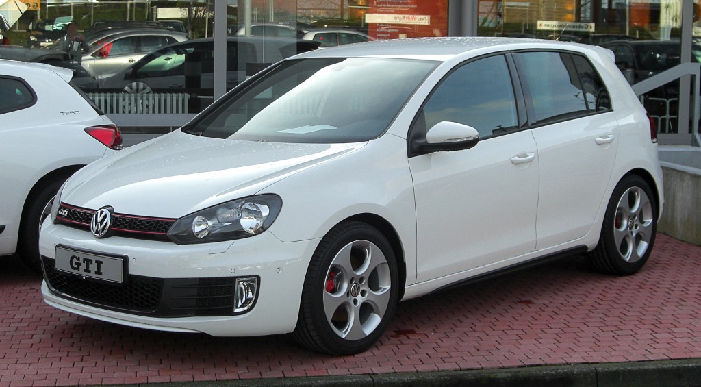 Volkswagen Golf GTI 2011 Review, Amazing Pictures and