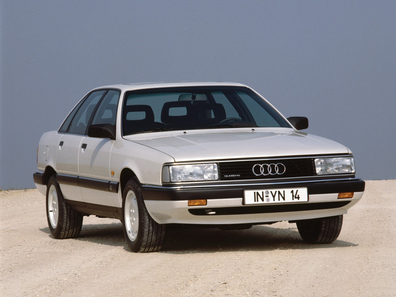 Audi Quattro 1990 photo - 10