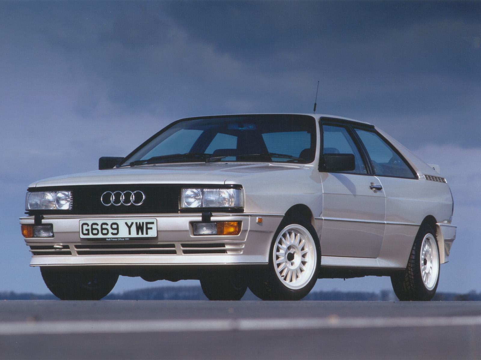 Audi Quattro 1990: Review, Amazing Pictures and Images - Look at the car
