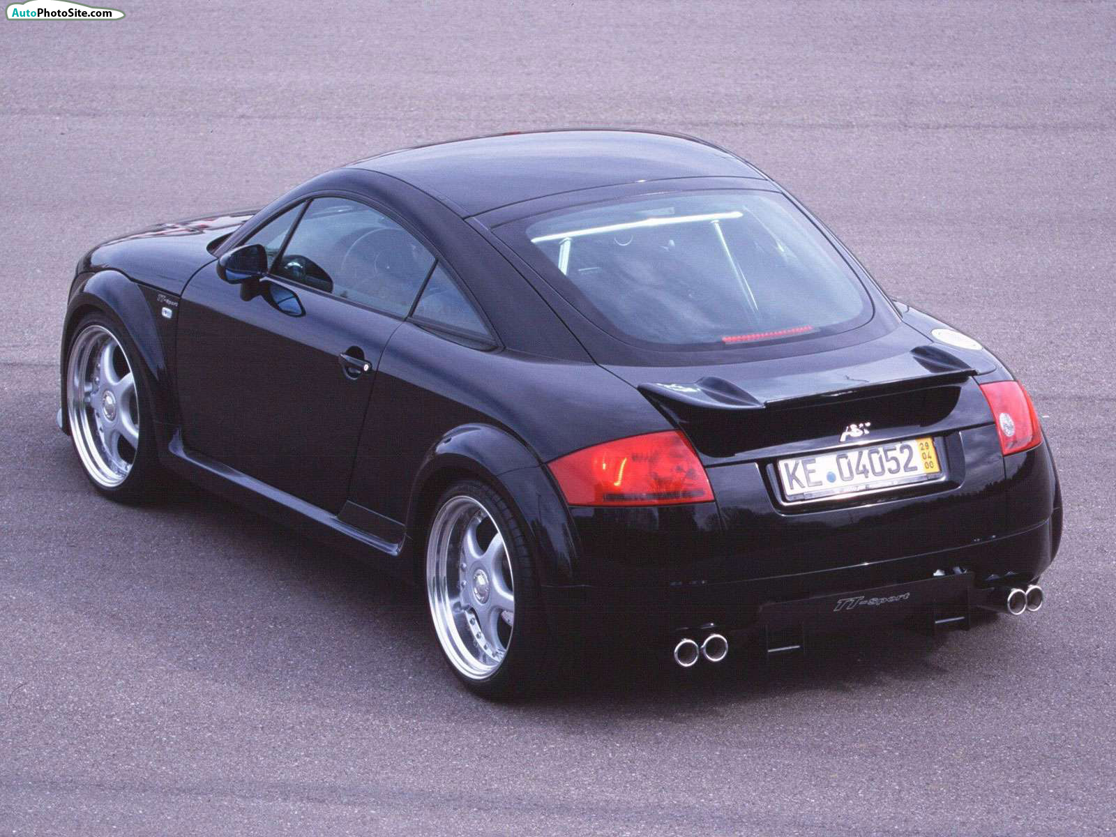 Audi TT 2002 photo - 4