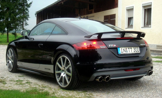 Audi TTS 2009 photo - 7