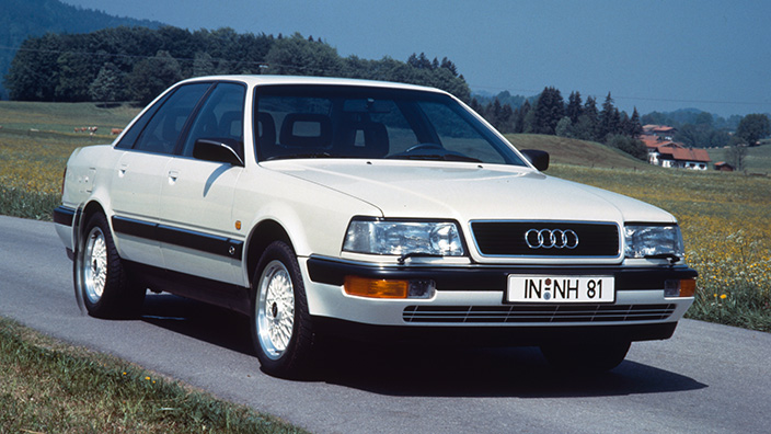 Audi V8 1988 photo - 1