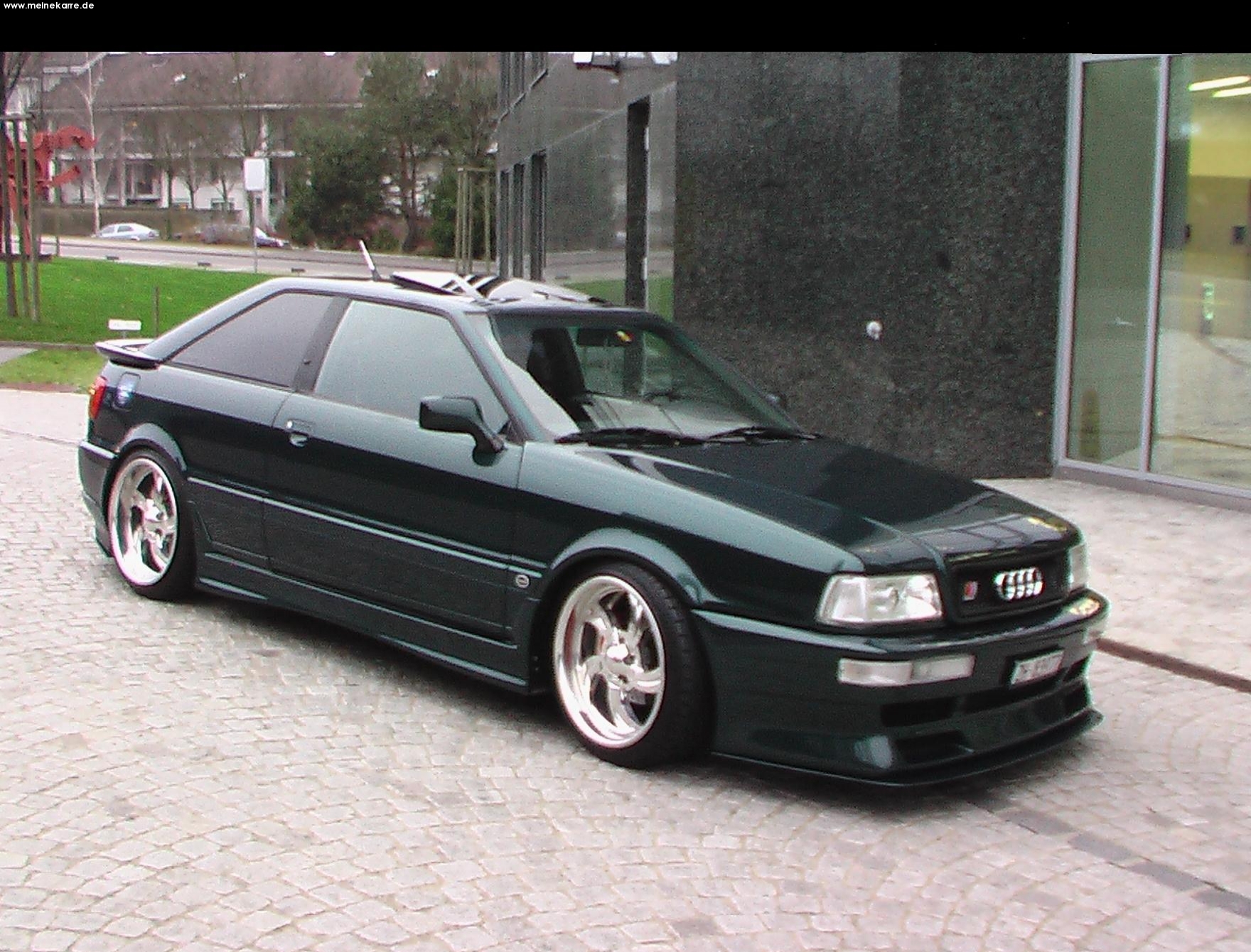 Audi V8 1989 photo - 3