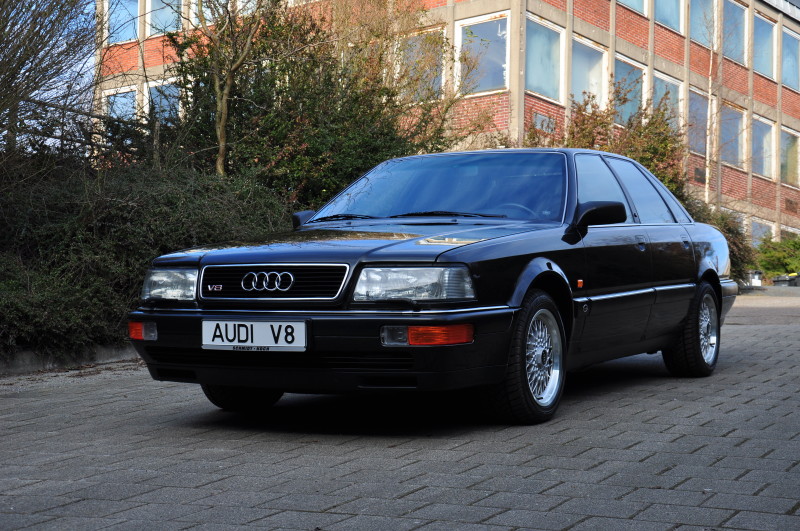 Audi V8 1991 photo - 7