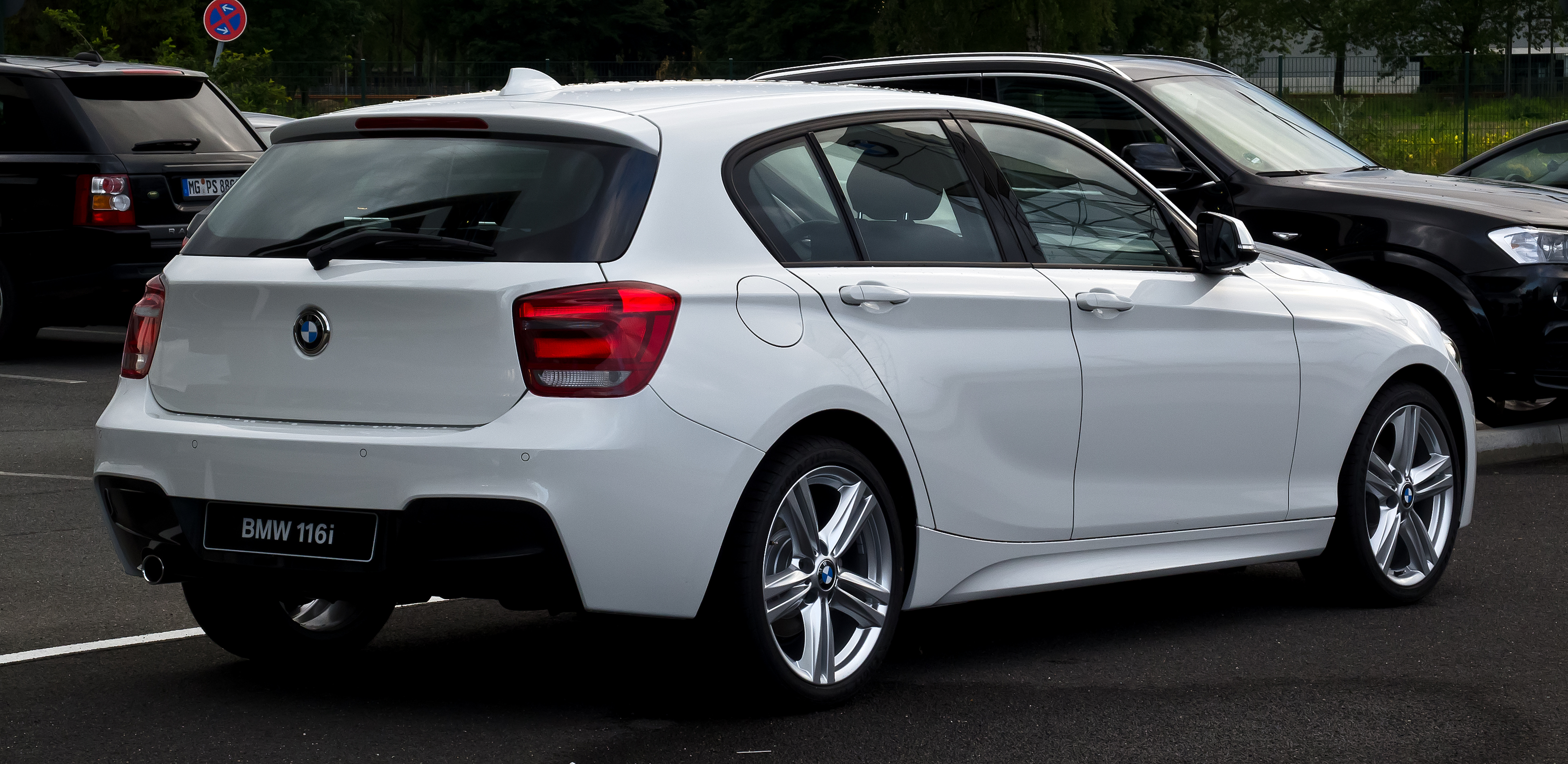 BMW 116 2015: Review, Amazing Pictures and Images – Look at the car

