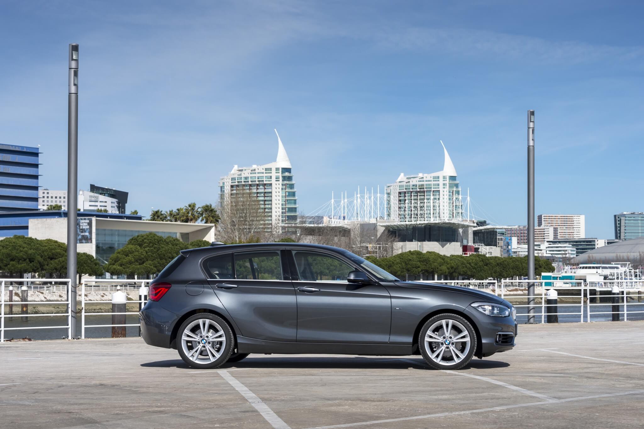 BMW 118i 2015 photo - 8