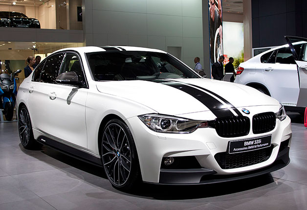 BMW 125i 2014 photo - 3