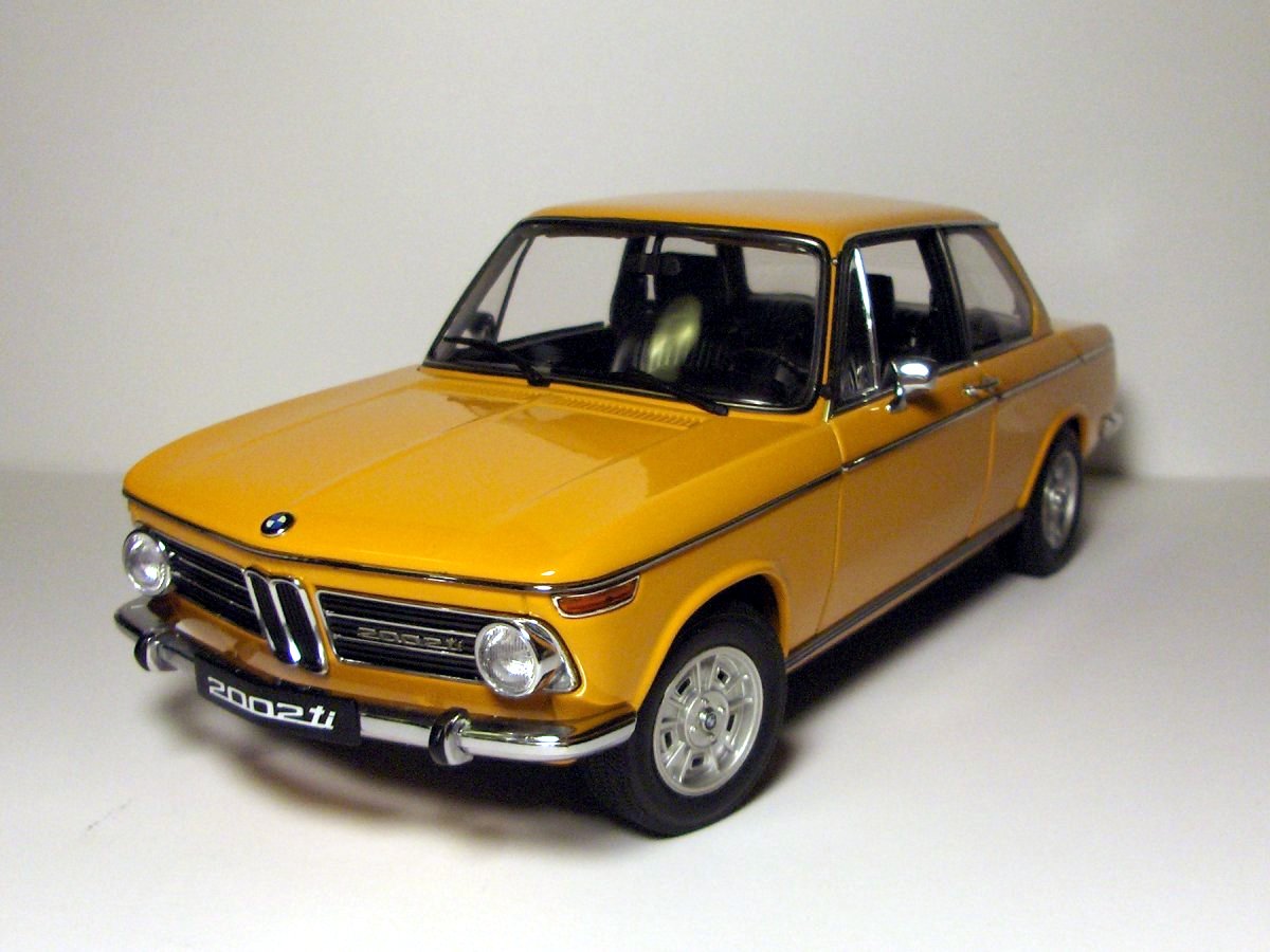 BMW 2002 1968 photo - 2