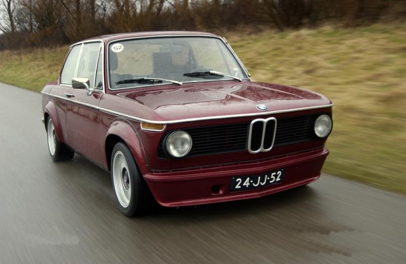 BMW 2002 1969 photo - 2