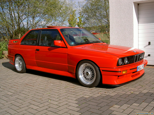 BMW 3 1985 photo - 1