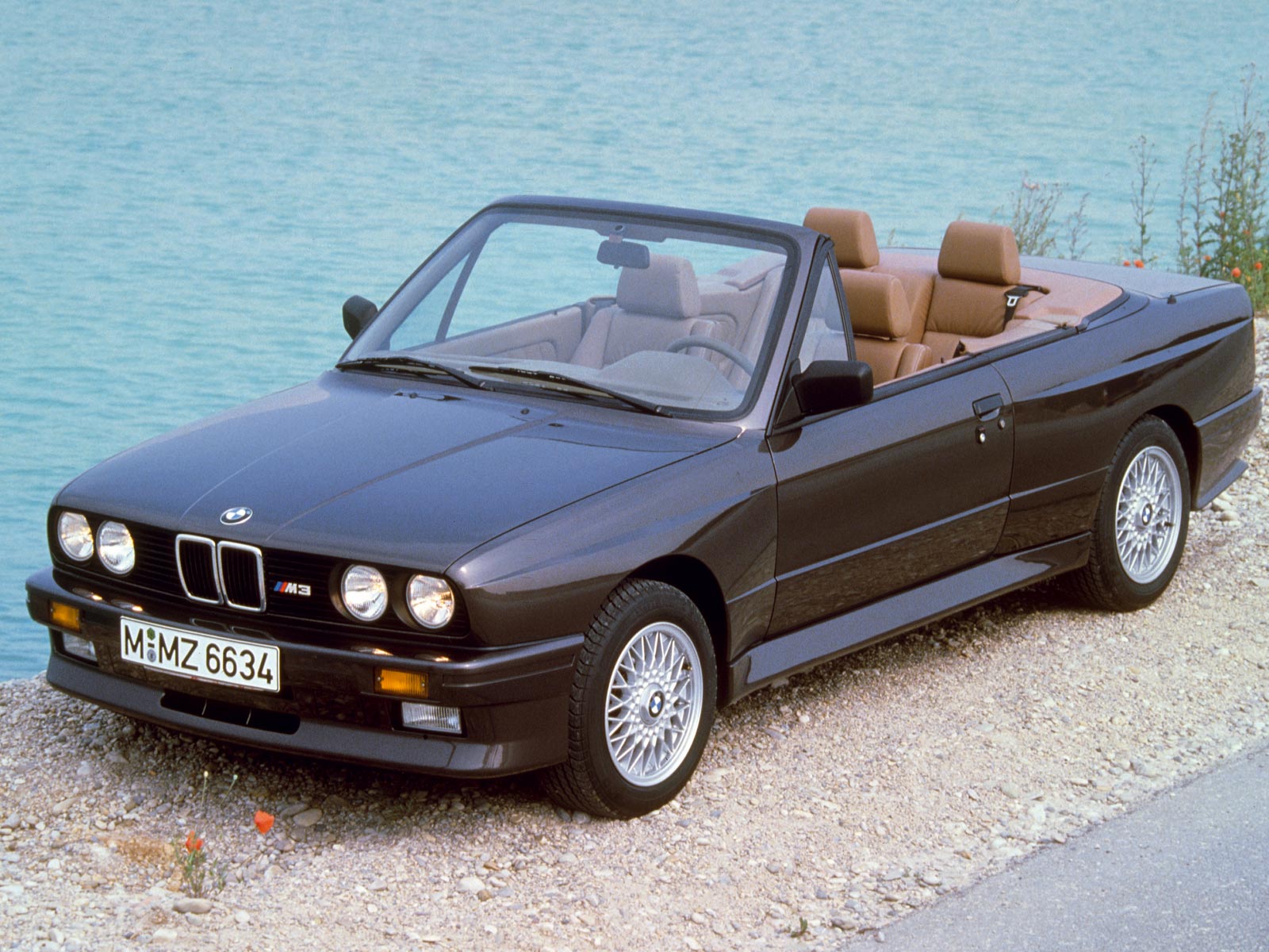 BMW 3 1985 photo - 4