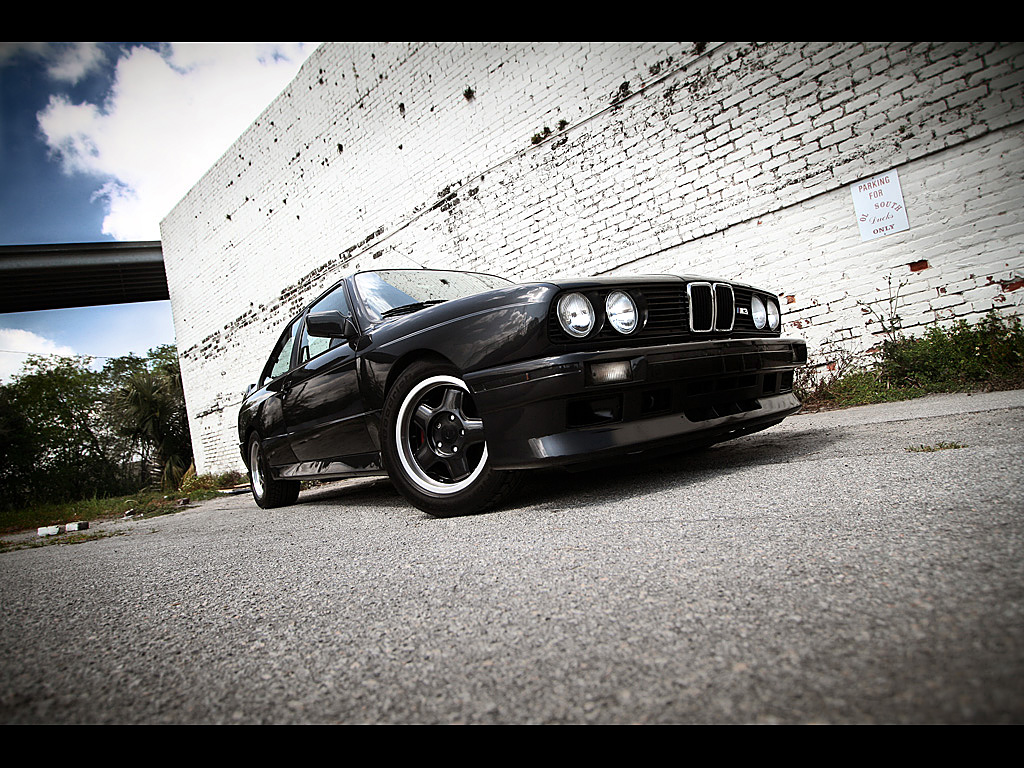 BMW 3 1989 photo - 2
