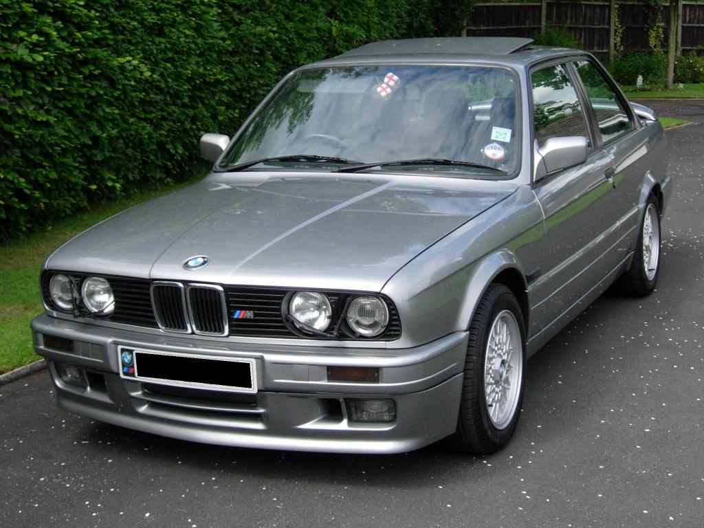 BMW 3 1989 photo - 4
