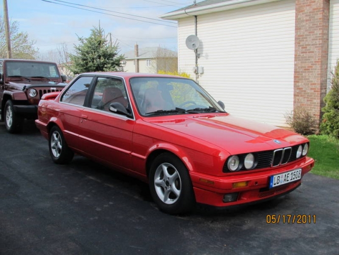 BMW 3-series 1989 photo - 1