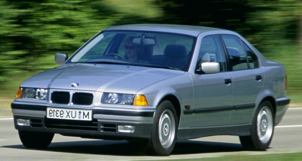 BMW 3-series 1992 photo - 9