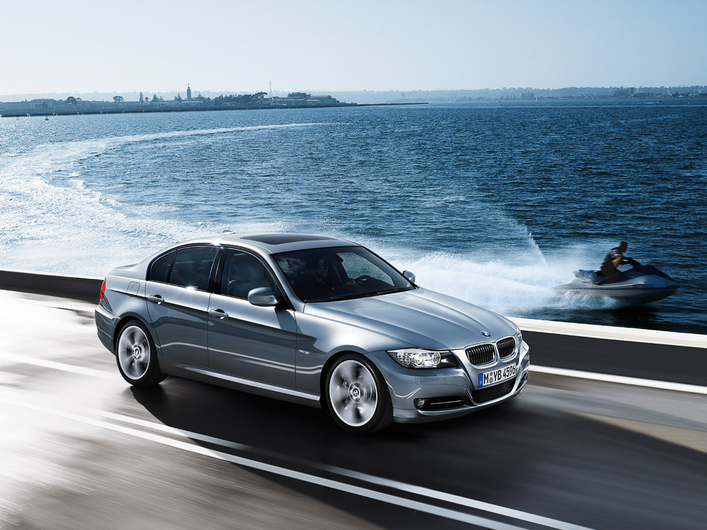 BMW 3-series 2012 photo - 2