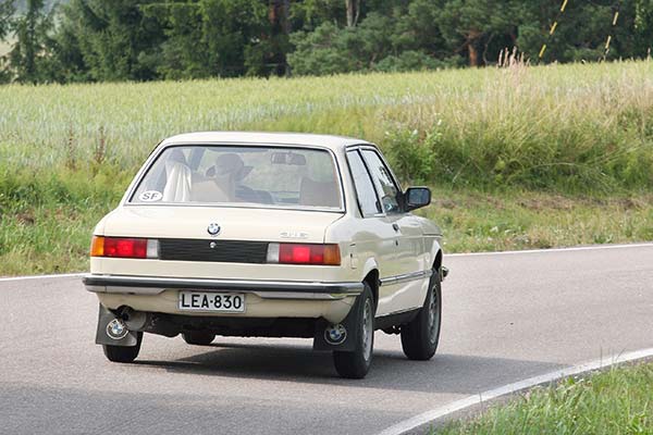 BMW 316 1980 photo - 4