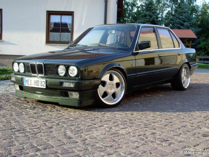 BMW 318 1983 photo - 10
