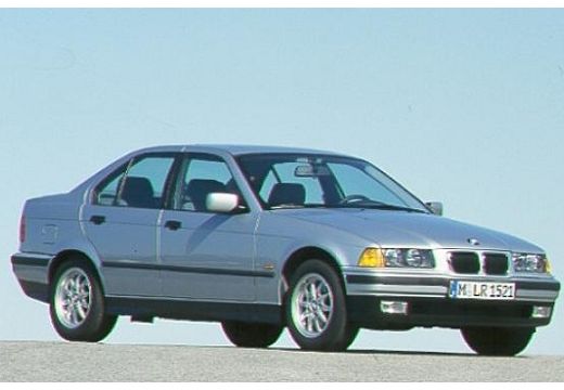 BMW 318iS 1995 photo - 2