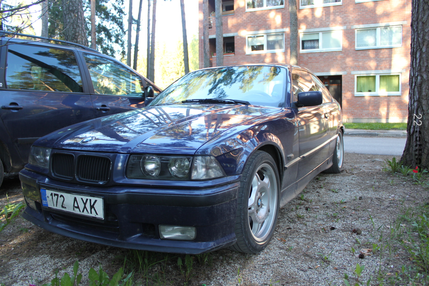 BMW 320 1994 photo - 9