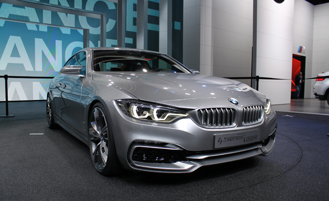 BMW 320i 2014 photo - 4