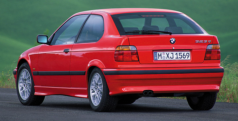 BMW 323 1999 photo - 1