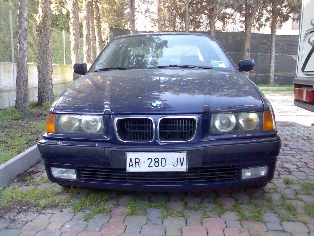 BMW 325 1997 photo - 8
